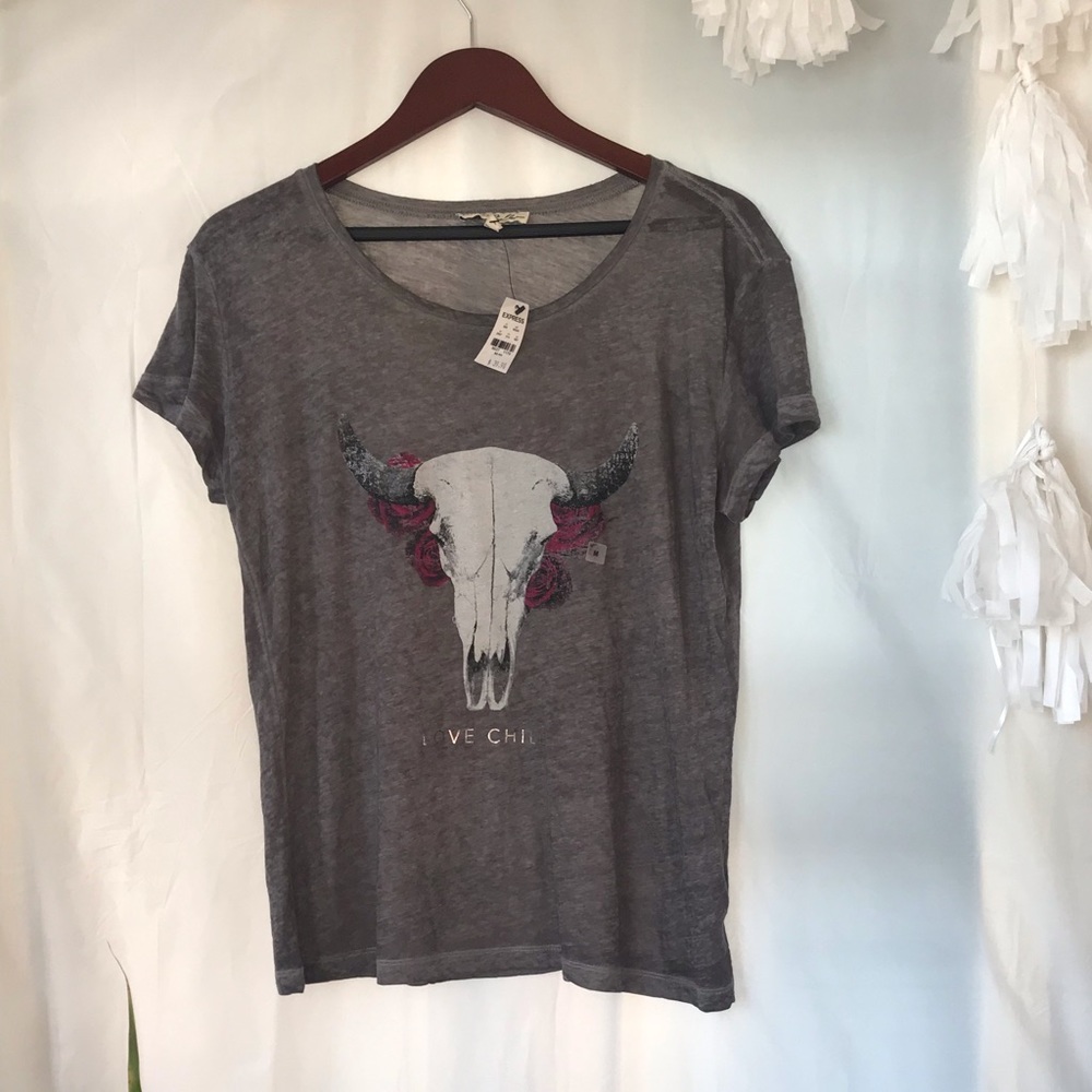 Express Skull & Roses T-shirt “ Love Child “